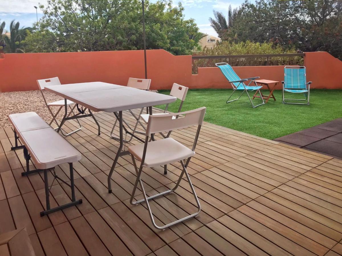 Beautiful Apartment In La Tejita With Pool Granadilla De Abona Exteriör bild